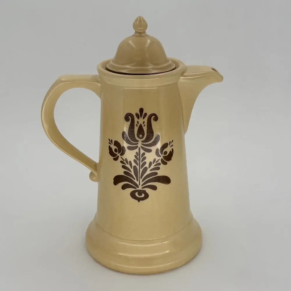 Vintage Pfaltzgraff Village Stoneware Coffee Pot 6-490 and 4 Mugs G-1 Set USA